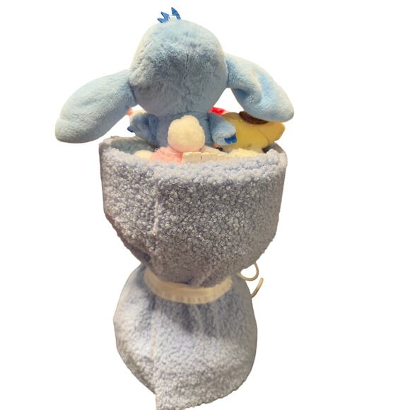 Stitch Knitted Bouquet - Picture 4 of 5